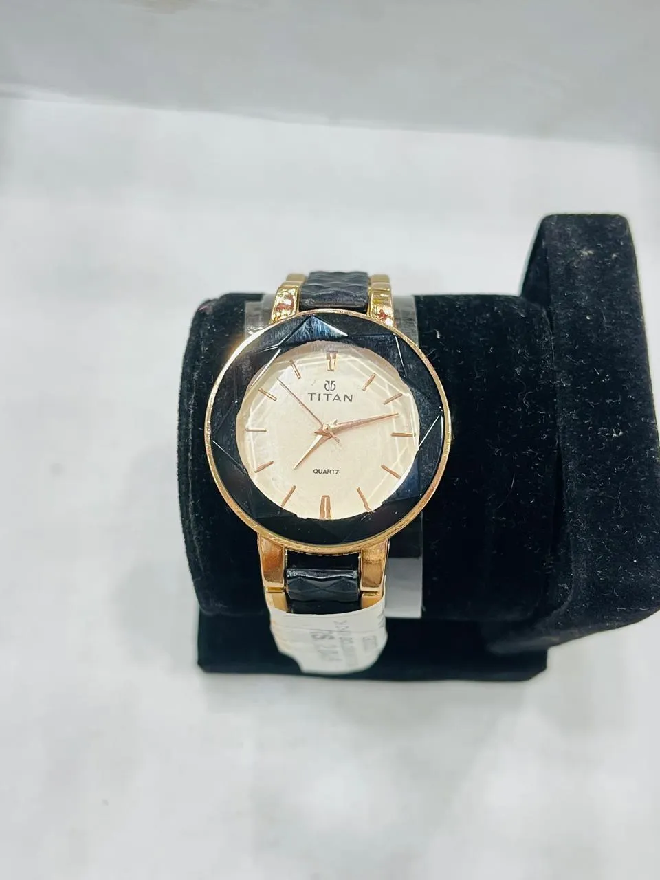 Ladies Watch Chain Golden Artifical Diamonds