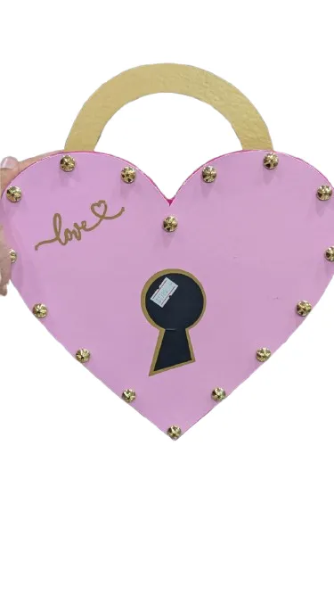 Gift Box Heart Key Multi